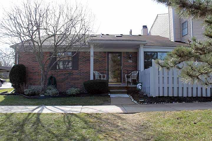 1st image of 43419 W Arbor Way Dr APT 183
