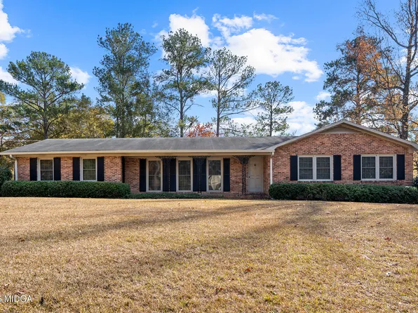 1051 Clairmont Pl, Macon, GA 31204