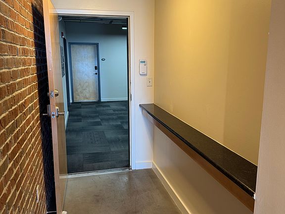 4th image of 175 2nd St S APT 1002