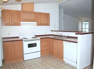 660 NE Saturn Ln, Bremerton, WA