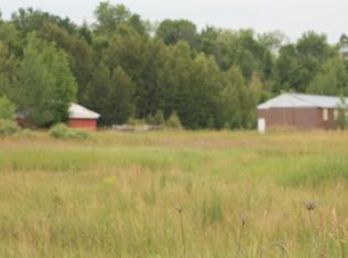 4463 S Riverside Dr, Sault Sainte Marie, MI 49783