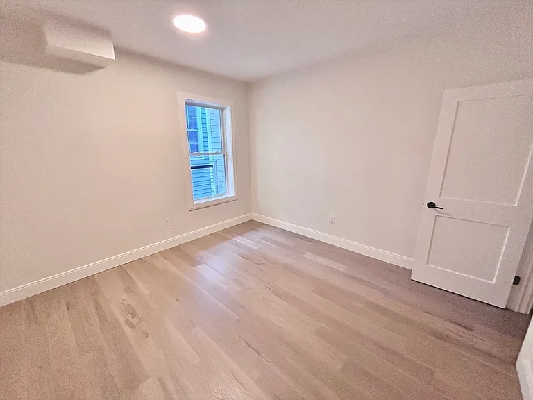 120 Emerson St #THREE — Photo 10