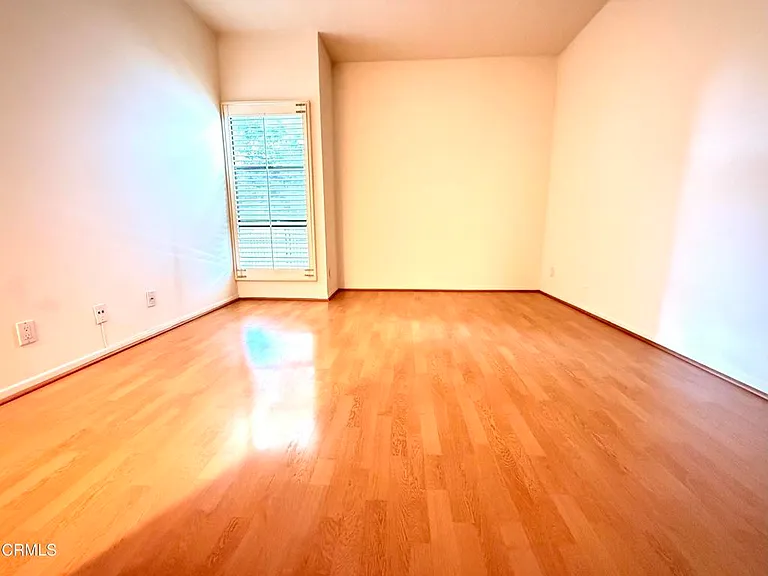 360 S Los Robles Ave #9 — Photo 23
