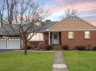 20 Dorchester Ave, Cranford, NJ 07016