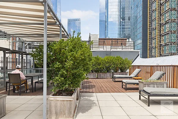 Sold by Compass | media 6