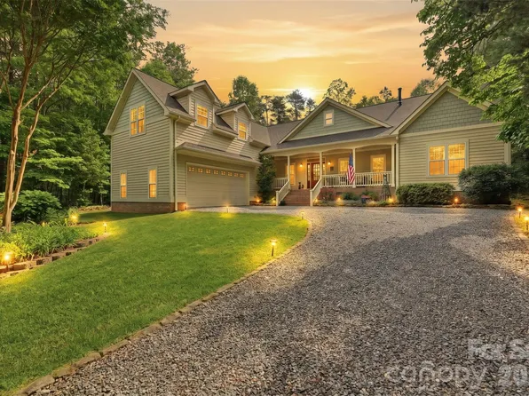 436 Cornerstone Dr, Taylorsville, NC 28681