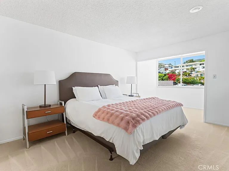631 Cliff Dr — Photo 13