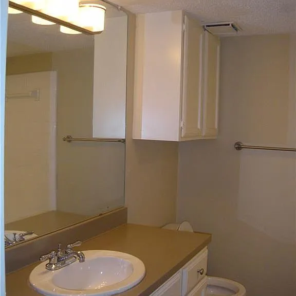 2110 Rio Grande St #302 — Photo 14