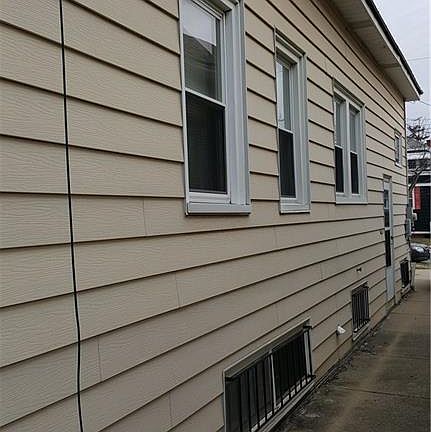 3rd image of 34 Wilkes Ave