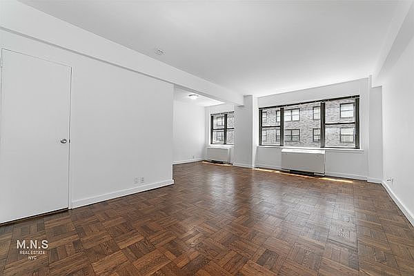 1st image of 210 E 58th St APT 4J