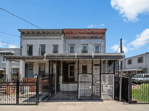 589 Hinsdale Street image 1 of 3