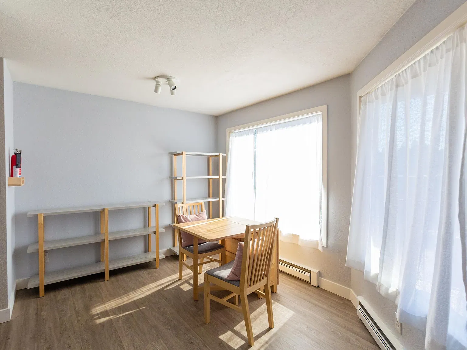 2 bed, 1.5 bath, 860 sqft, $2,800 — Photo 3