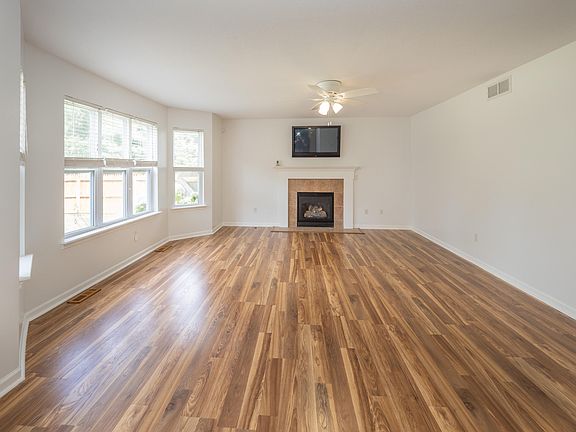 4th image of 302 Morhouse Dr