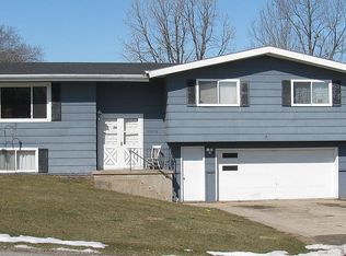 13650 Treva Dr, Morrison, IL 61270