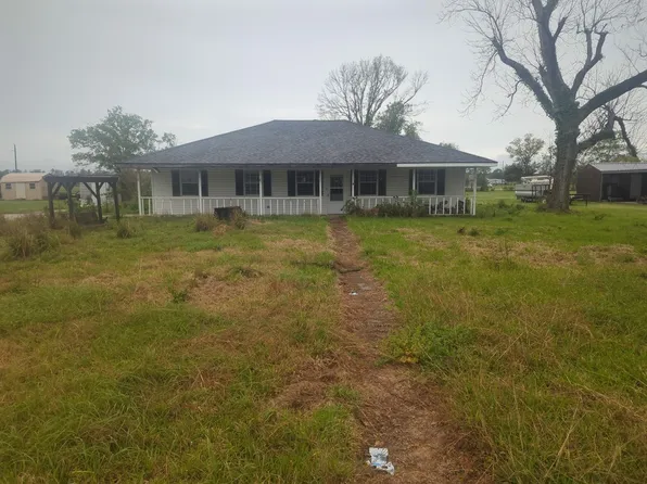4724 Carlyss Dr, Sulphur, LA 70665