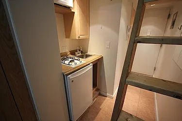 Rented by Natural Habitat Realty