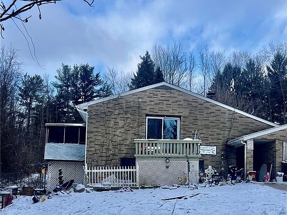 2nd image of 2021 Portage Line Rd