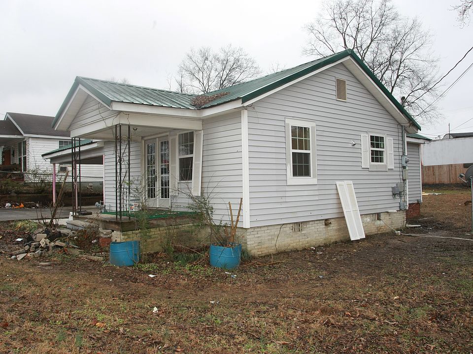 2nd image of 511 Anderson Ave