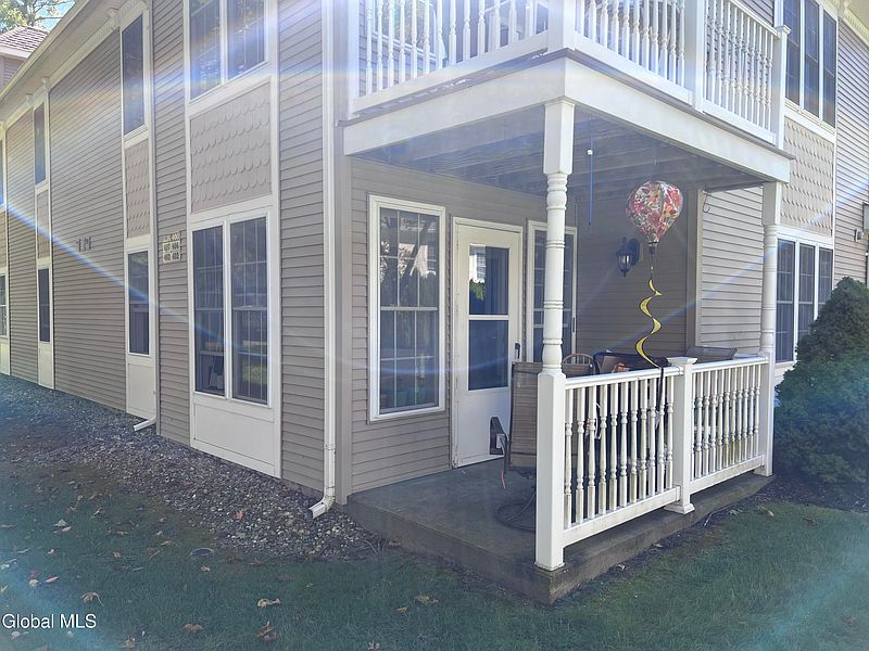 2nd image of 403 Mallards Pond Lane