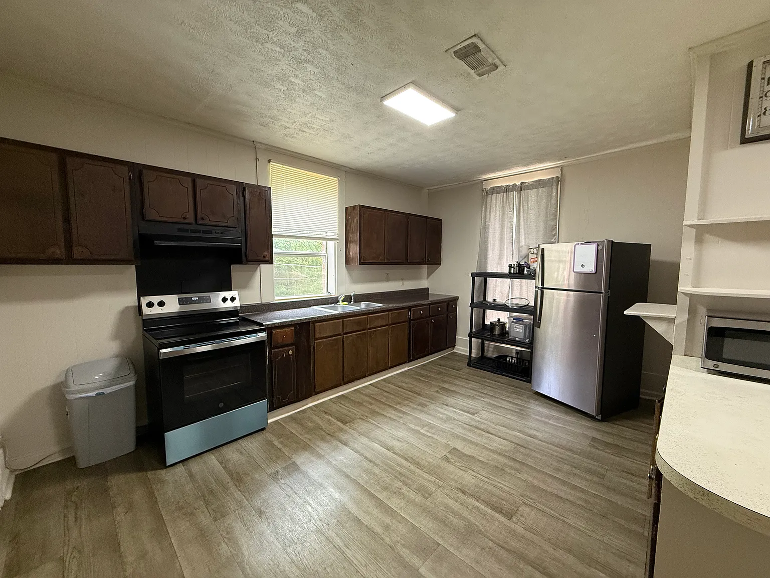 3 bed, 1554 sqft, $950 — Photo 4