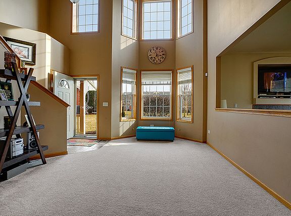 5th image of 14944 S Suffolk Ct
