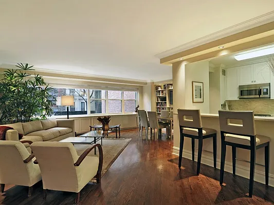 Sold by Sotheby's International Realty | media 9