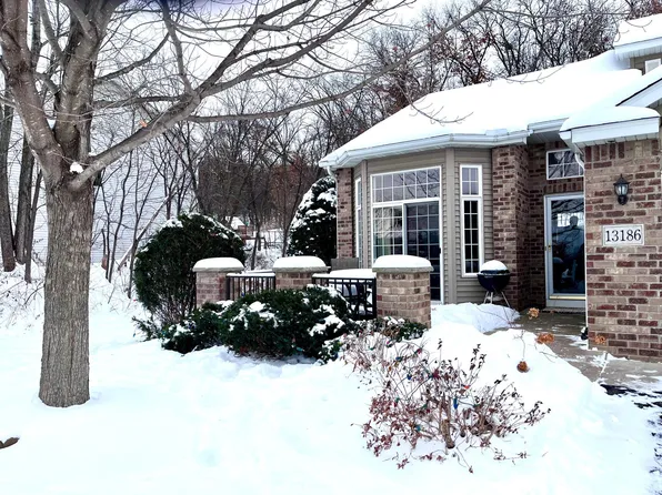 13186 Meadow Ln, Savage, MN 55378