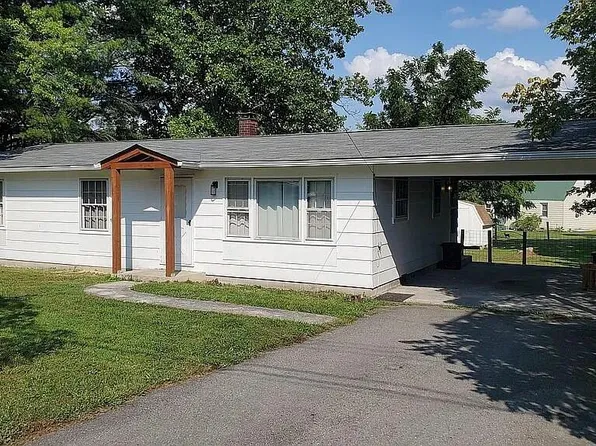 197 7th St, Rupert, WV 25984