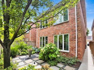 1727 W Peterson Ave, Chicago, IL 60660