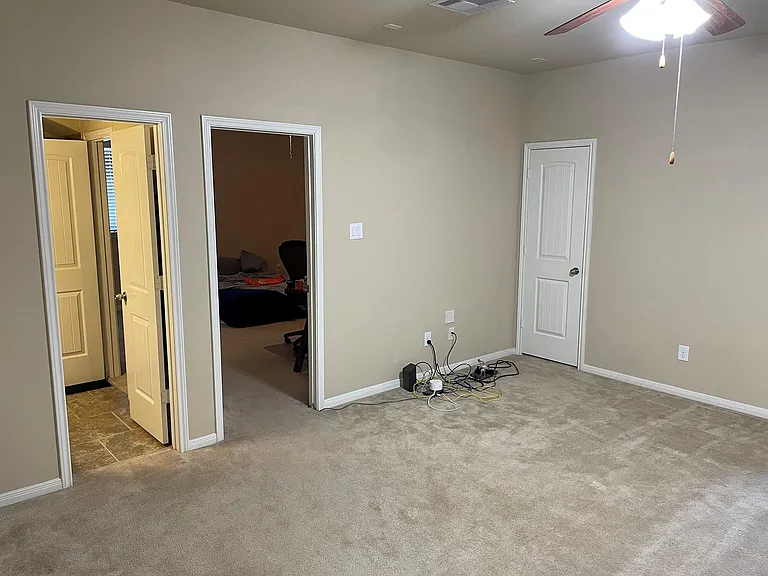 9111 Turnbull Ln — Photo 15