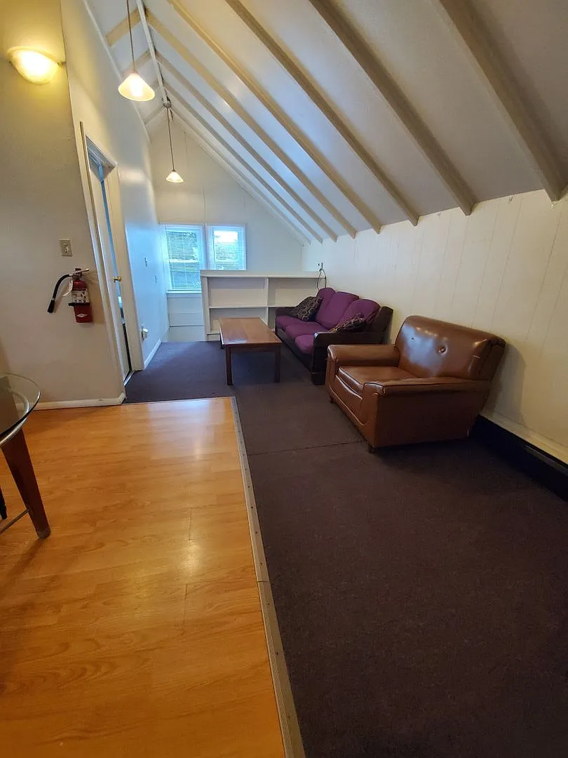 111 Blair Street — Photo 1