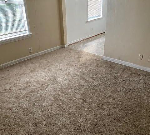 5th image of 628 Saint Clair St #630