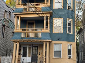 119 Carmel St, New Haven, CT