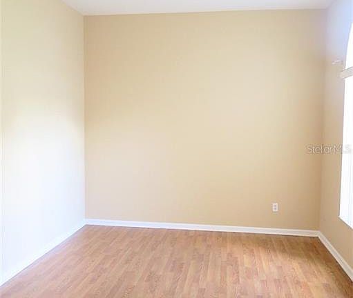 4th image of 2325 Meadow Oak Cir