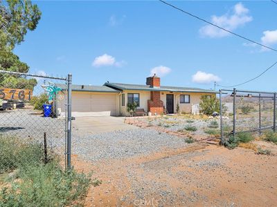 15761 Joshua Rd, Apple Valley, CA, 92307