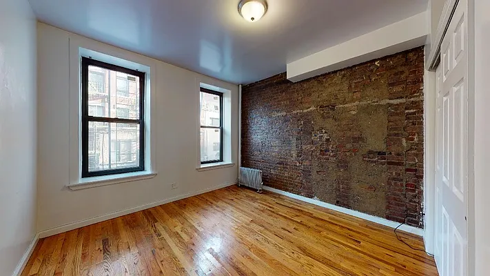 Rented by Bond New York | media 10