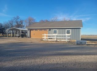 8835 S Halstead Rd, Sedgwick, KS 67135