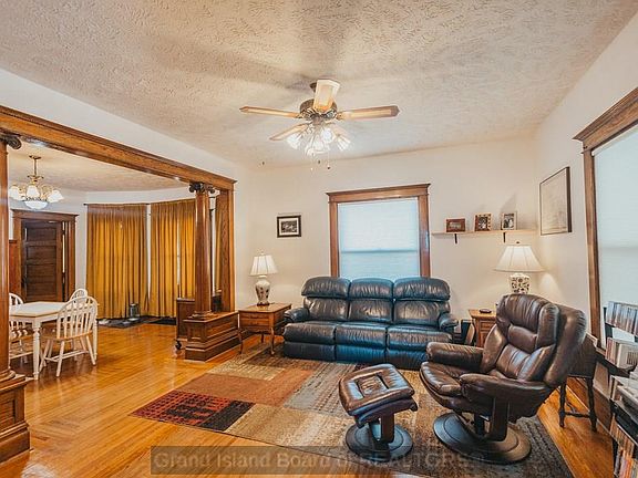 5th image of 609 I St