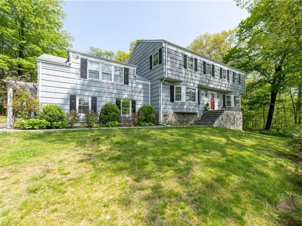 3 Roads End Road, South Salem, NY 10590