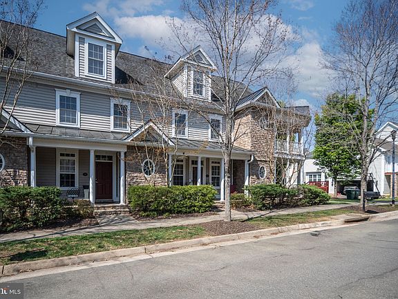4th image of 17306 Camellia Dr