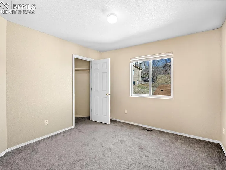 2636 Christopher Ter — Photo 24