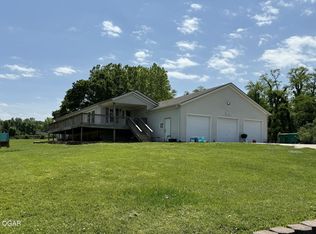 5125 Swartz Rd, Kansas City, KS 66106