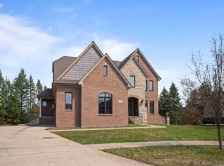 13487 Owl Ct, Shelby Township, MI 48315