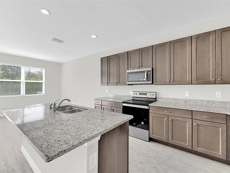6321 Tillandsia Pl — Photo 15
