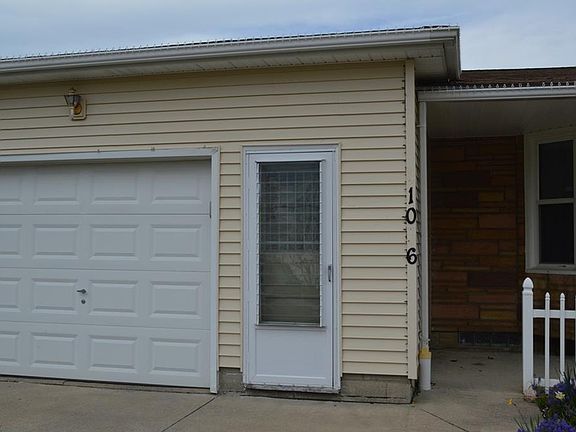 2nd image of 1036 W 38th St