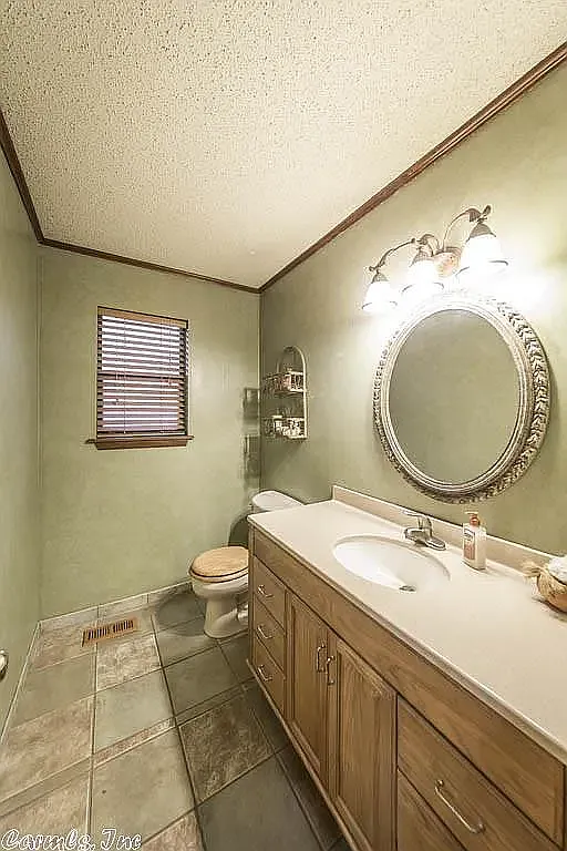 4 bed, 3.5 bath, 2981 sqft, $2,500 — Photo 4