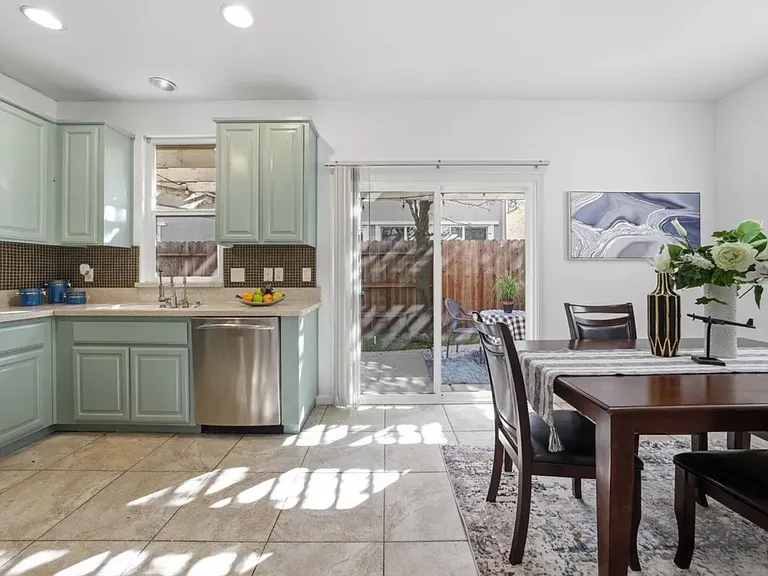 4118 Adriatic Sea Way — Photo 7