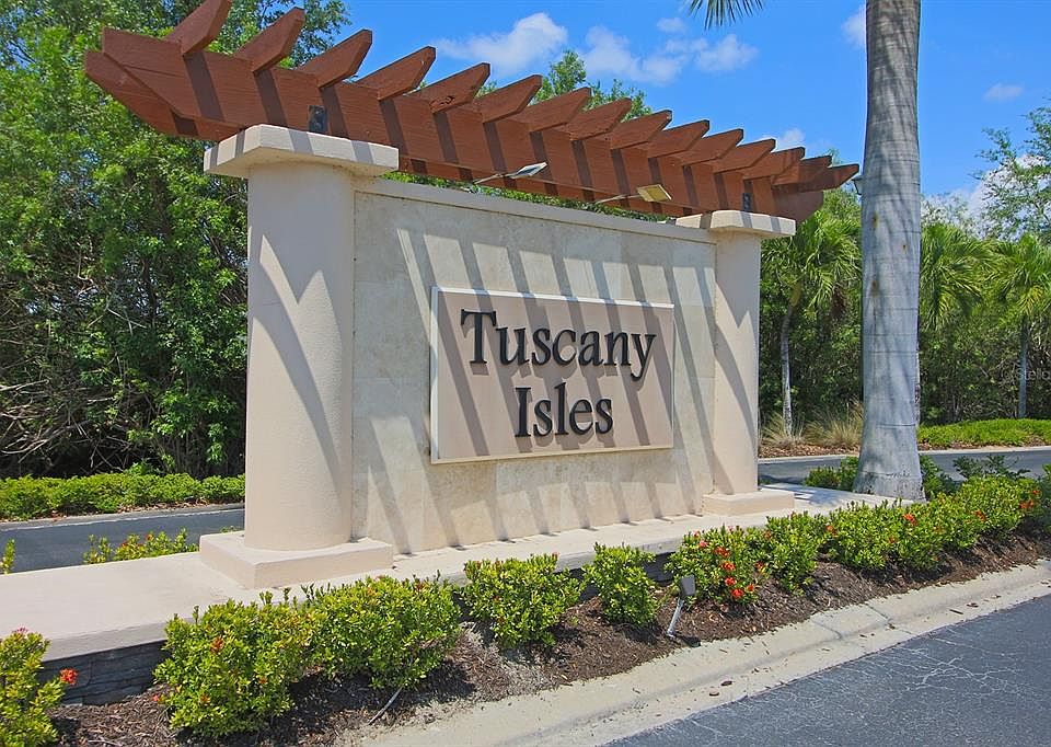 1st image of 8895 Tuscany Isles Dr