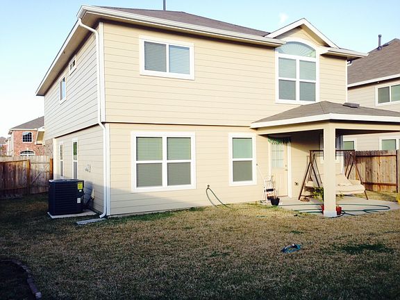 4th image of 902 Crestmont Trail Dr