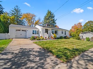 21 Hillcrest Rd, Marlborough, MA 01752